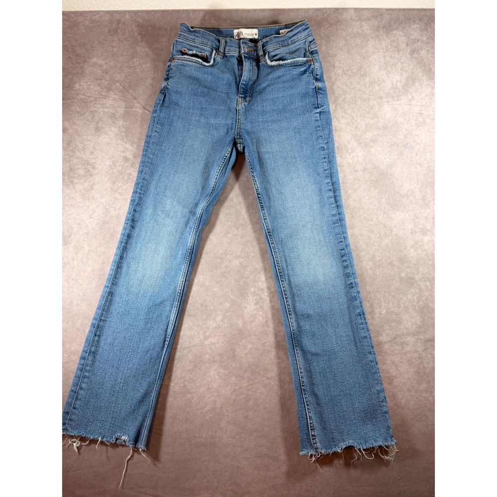 Zara The Bootcut Jeans Medium Wash Blue Raw Hem High Waisted Size 4 26